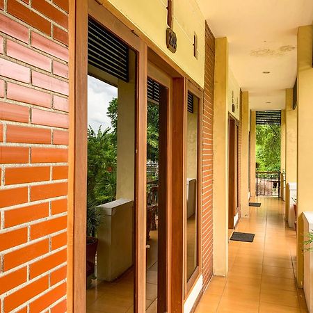 Urbanview Sasono Putro Condoongcatur By Reddoorz Kejayan Exterior foto