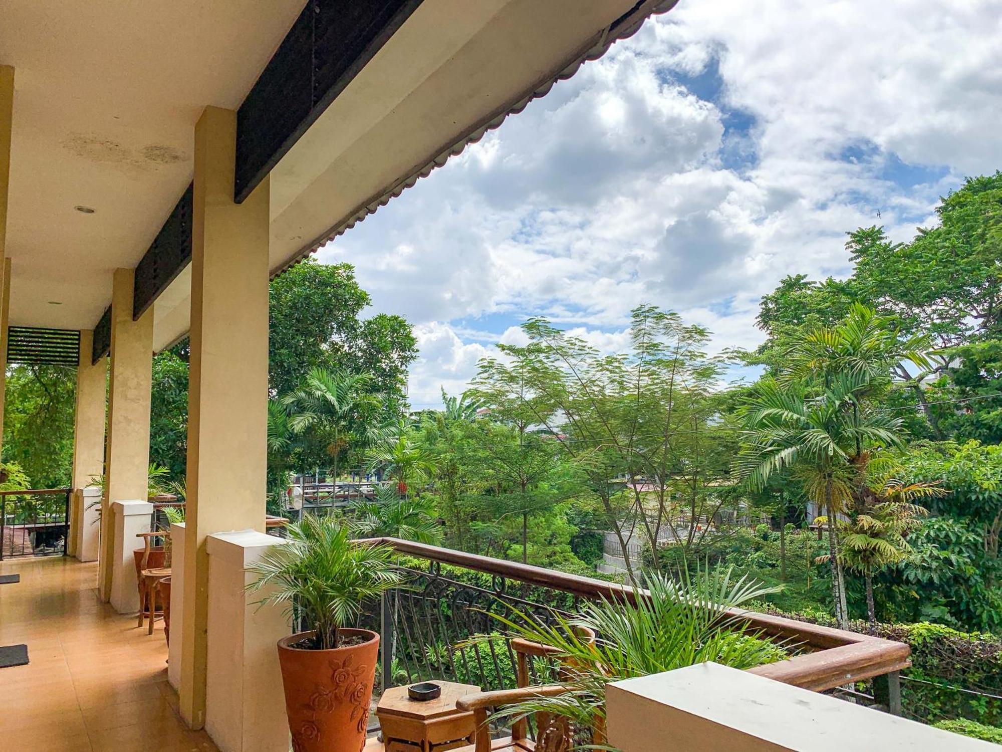 Urbanview Sasono Putro Condoongcatur By Reddoorz Kejayan Exterior foto